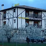 Hotel Dona Sancha 3*