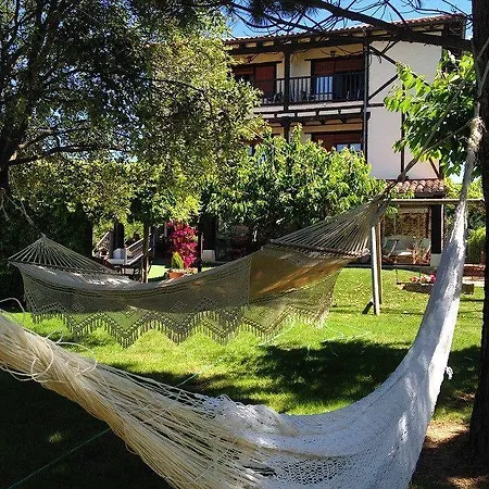 ホテル Dona Sancha コバルビアス