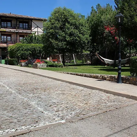 Dona Sancha 3* Covarrubias