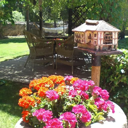 ホテル Dona Sancha コバルビアス