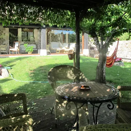 ホテル Dona Sancha コバルビアス