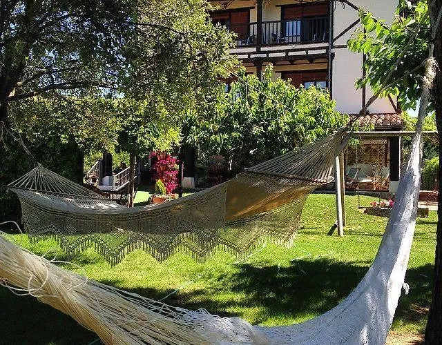 Hotel Dona Sancha Covarrubias