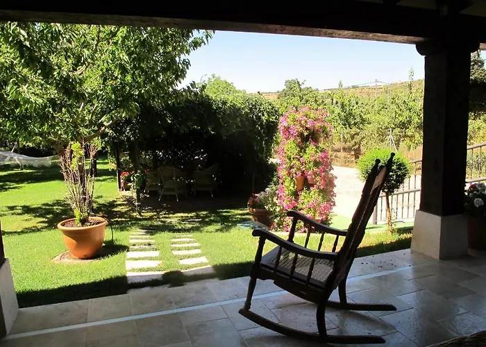 Hotel Dona Sancha Covarrubias