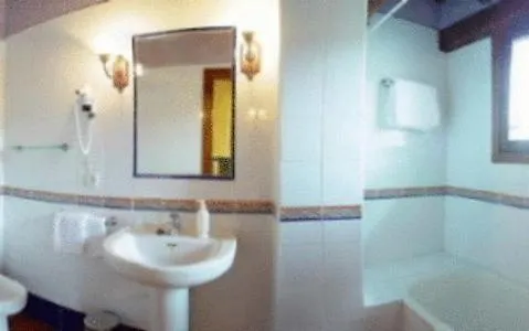 Dona Sancha 3* Covarrubias