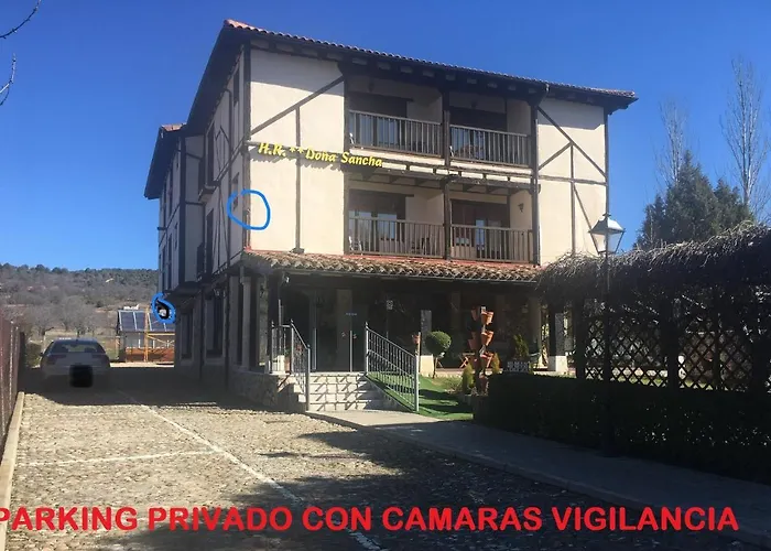 Hotel Dona Sancha 3*